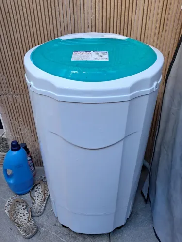 CENTRIFUGA DE ROUPAS BRITÂNIA 15 kG SEMINOVA.  Usada apenas 3 vezes. A Retirar. 