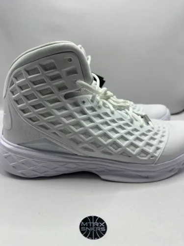 Tênis Basquete Kobe