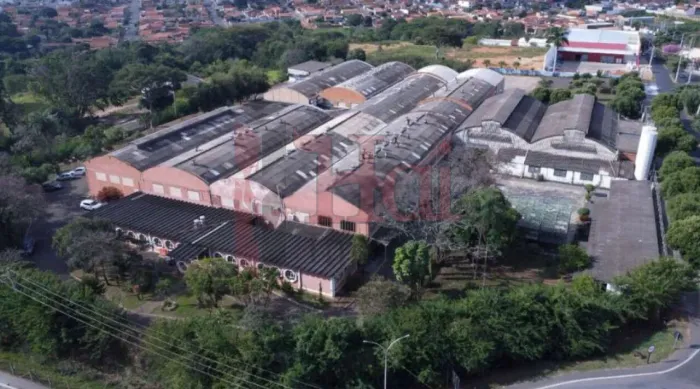 GALPÃO INDUSTRIAL EM MOCOCA 85.000 M² DE TERRENO
