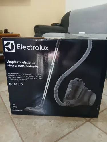Vendo aspirador eletrolux