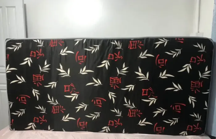 Colchão solteiro novo box com pés 