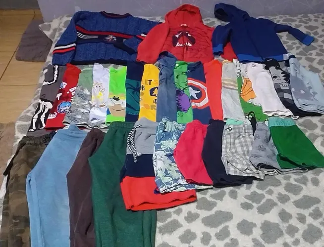 Roupas de bebê menino serve 1 e 2 aninhos com 50 peças 