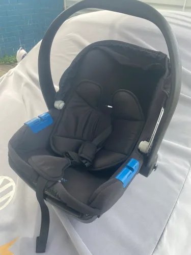 Bebê conforto burigitto