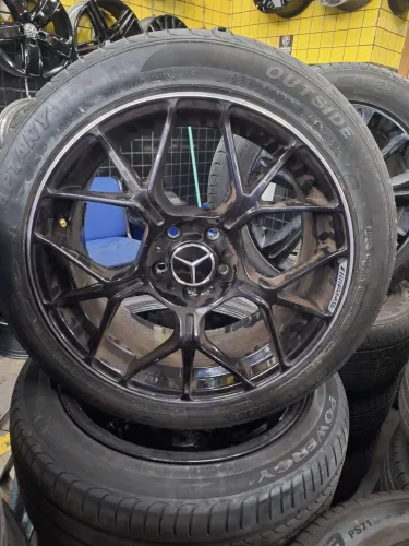 Rodas 18 Mercedes AMG + pneus 85% vida
