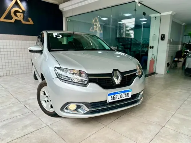 Renault Logan Dynamique Hi-flex 1.6 8V 4P 2015