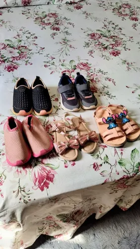 Vendo Tênis e sandália feminino infantil 