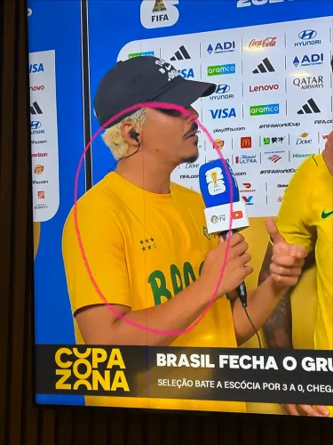 TV 4K 82 polegadas - pequeno defeito na tela