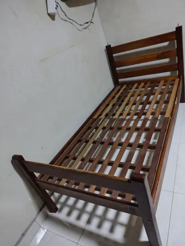 Cama de solteiro 
