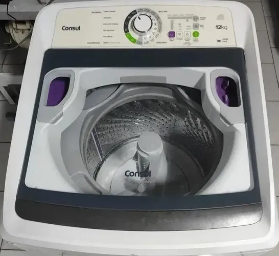 VENDO MAQUINA DE LAVAR ROUPAS CONSUL 12 KG