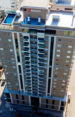 APARTAMENTO 2 DORM SUITE EXCELENTE LOCALIZAÇÃO LAZER COMPLETO LOCAÇÃO ANUAL