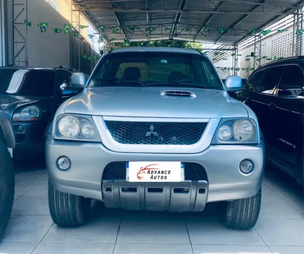 Mitsubishi L200 Outdoor GLS 2.5 4X4 CD TDI Diesel 2010