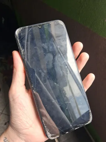 Celular a 14 64 gb 5 G