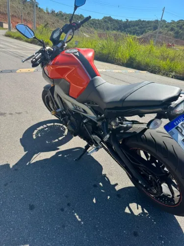 Vendo ou troco mt-09 por 2 cg160