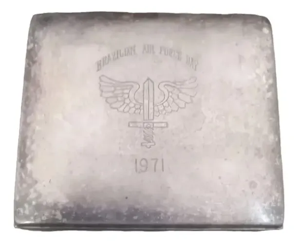Antiga Caixa De Mesa Militar Fab 1971 Espessurada A Prata (Usado)