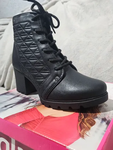 Bota Coturno Feminina Matelassê De Amarrar