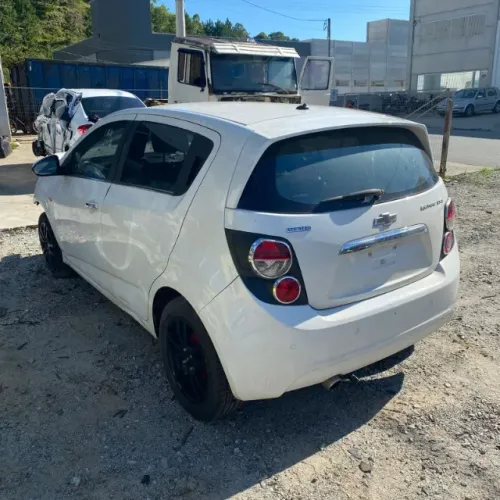 SUCATA GM-Chevrolet Sonic LTZ AT 1.6 16v Flex 120cv Ecotec 2012