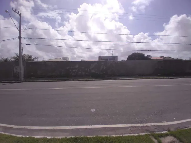 Área com 600m² na Zona de Expansão