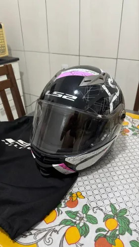 Capacete LS2 feminino