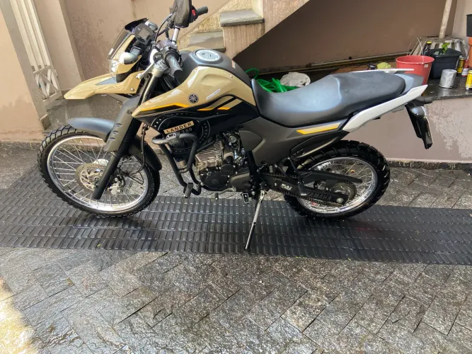 Lander xtz 250