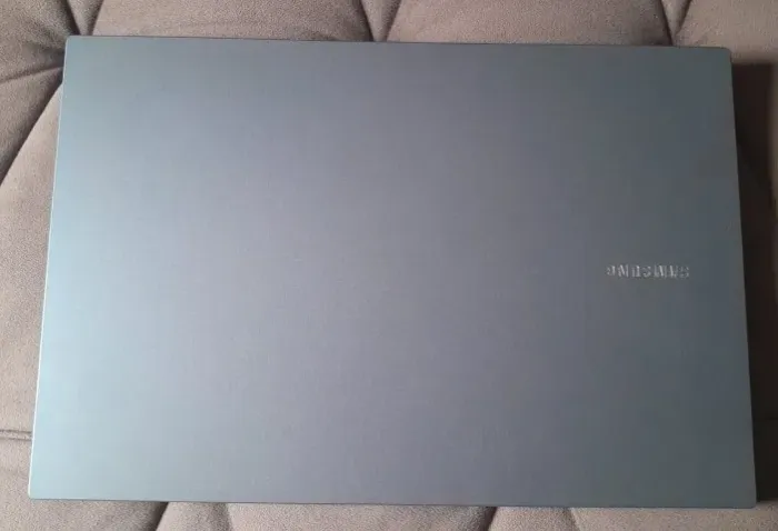 notebook Samsung Book Celeron cinza