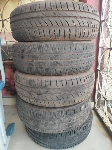 Pneu aro 14