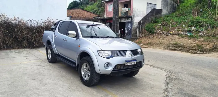 Mitsubishi L200 Triton HPE 3.2 CD TB Int.diesel AUT 2010