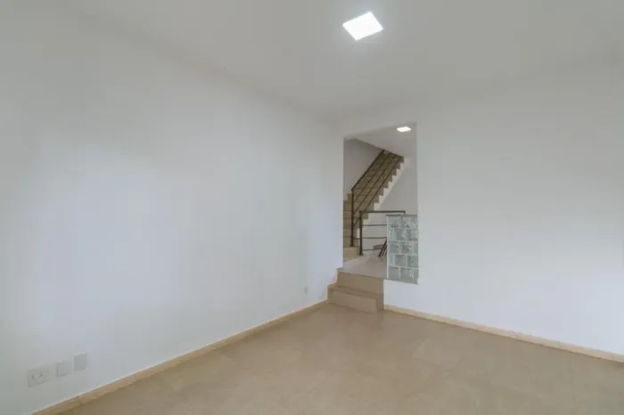 Casa à Venda - Heliópolis, 3 Quartos, 418 m2