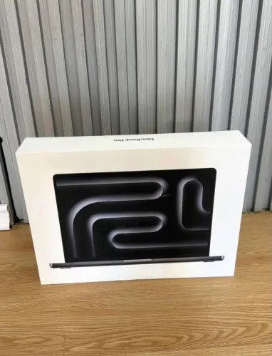 MacBook Pro 1TB 16 Ram NOVO