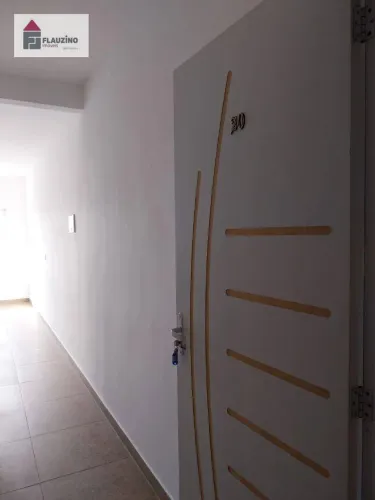 Kitnet com 1 dormitório para alugar, 30 m² por R$ 1.300,00/mês - Capão Redondo - São Paulo