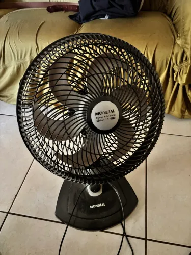 Vendo ventilador Mondial médio