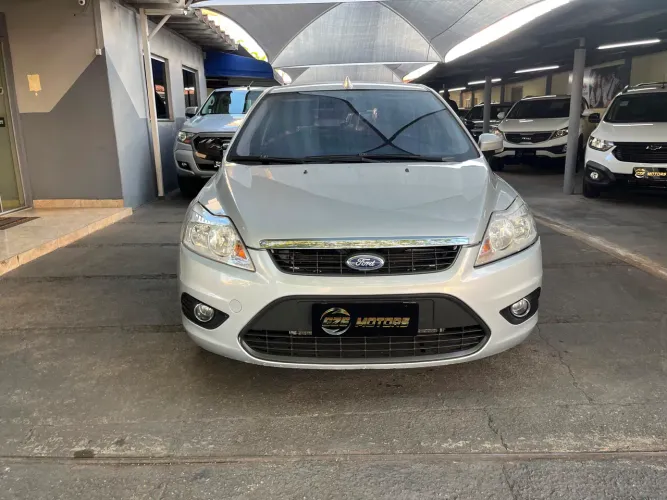 Ford Focus 1.6 S/se/se Plus Flex 8v/16v 5P 2013
