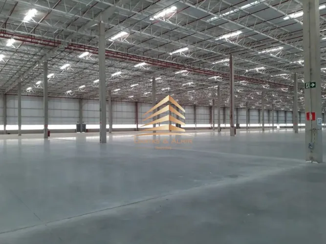 Galpão para alugar, 1300 m² e 2 docas por R$ 47.060/mês - Jardim Elias - Vargem Grande Pau