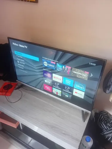 vendo uma tv semi nova 32 polegadas