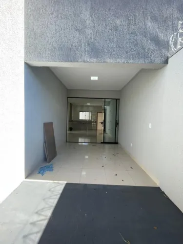 Casa Adriana parque com 3 Quartos, 1 suite próx supermercado do povo!