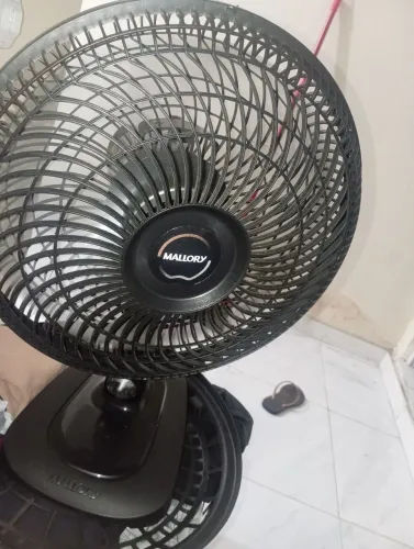 Vendo ventilador de mesa,