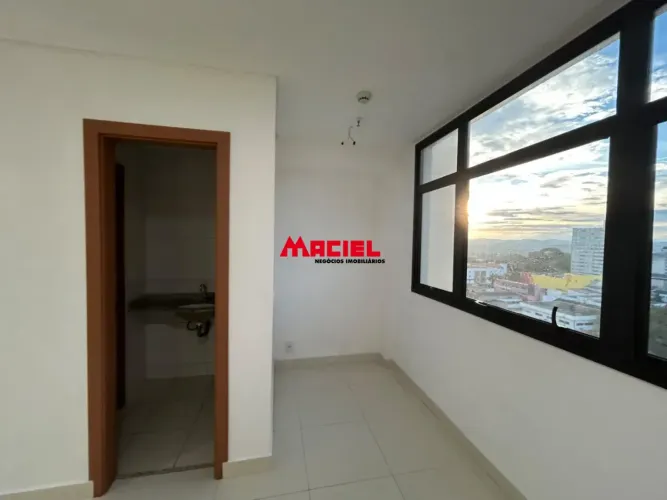 Sala Comercial à Venda no Condomínio Comercial Osvaldo Cruz Centro de São José dos Campos