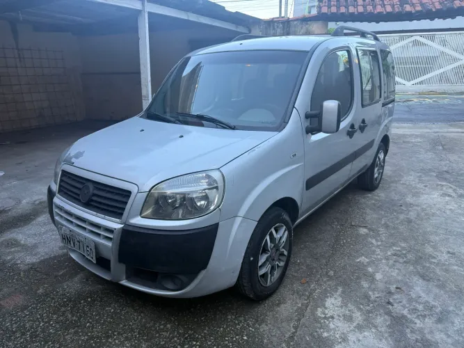 Fiat Doblo Essence 1.8 Flex 16V 5P 2013