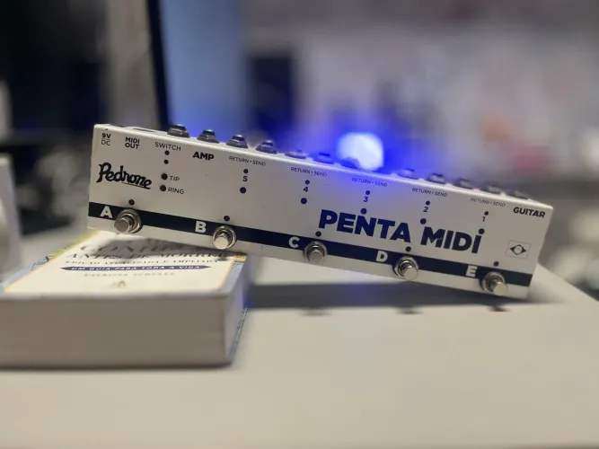 Controlador Pedrone Penta Midi