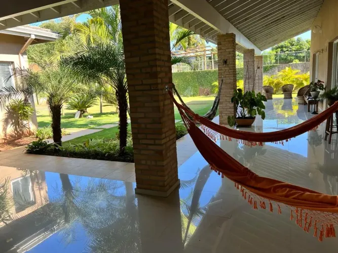 Casa de condomínio para venda possui 541 metros  com 4 Suítes  em Santana de Parnaíba- SP