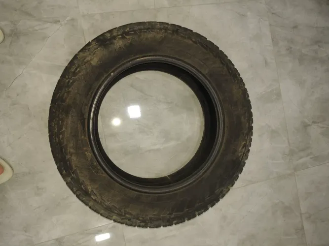 Pneu Michelin LTX Force 225/65 R17 106H, uso misto