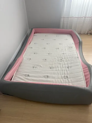 Cama montessoriana