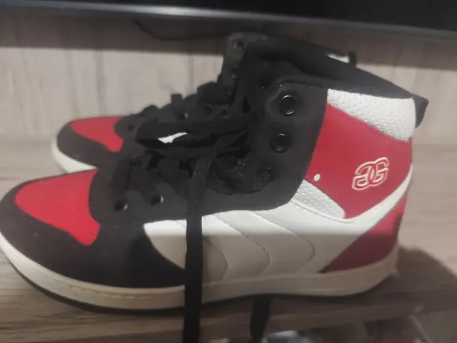 Tênis cano alto logus tamanho 39