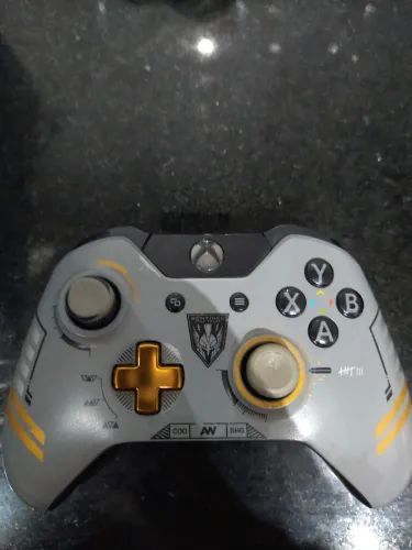 Xbox One X 