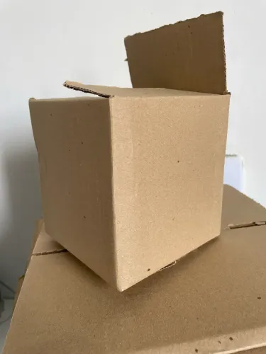 90 Caixa de papelão para caneca 13x13