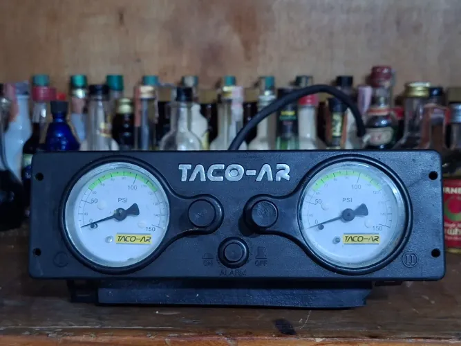 Painel de Rodoar Calibrador Universal Slim Taco-Ar - Excelente Estado