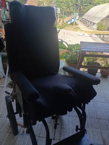 Cadeira de roda ortopédica 