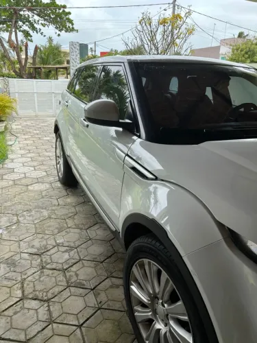 Land Rover Range Rover Evoque Prestige 2.2 5P Dies. 2015