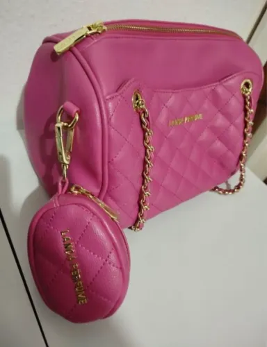 Bolsa Matelassê Lança perfume 
