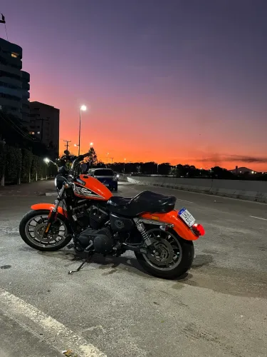 Harley Davidson 883 