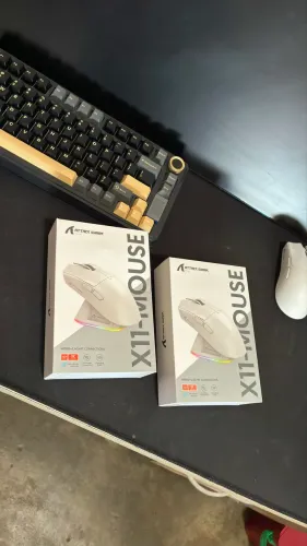 Mouse Gamer Attack Shark X11 Wireless + Dock RGB | Novo Lacrado